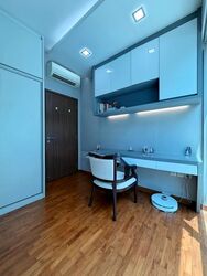 1 Canberra (D27), Condominium #554540321